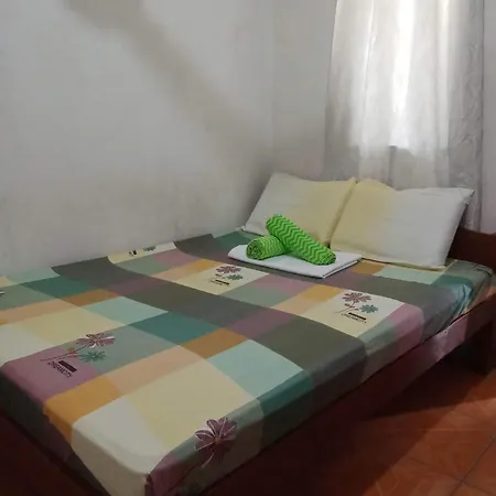 Pescador View - Beachfront & Nearby The Ocean Hostels & Restaurant Moalboal Exterior photo