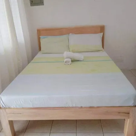 Pescador View - Beachfront & Nearby The Ocean Hostels & Restaurant Moalboal Room photo