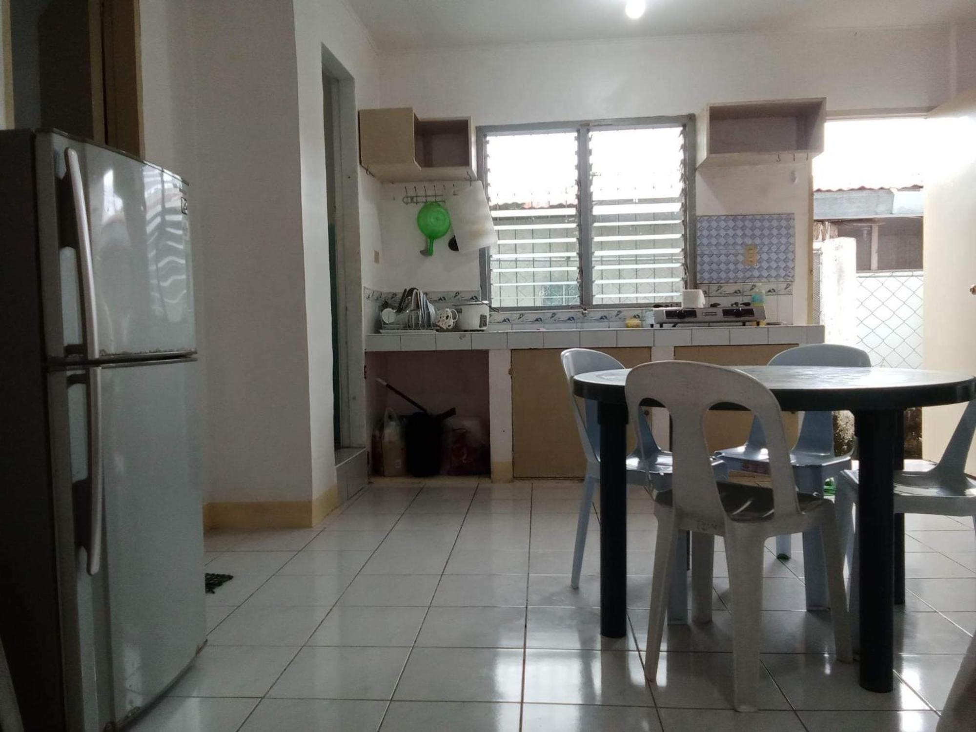 Pescador View - Beachfront & Nearby The Ocean & Restaurant Resort Moalboal